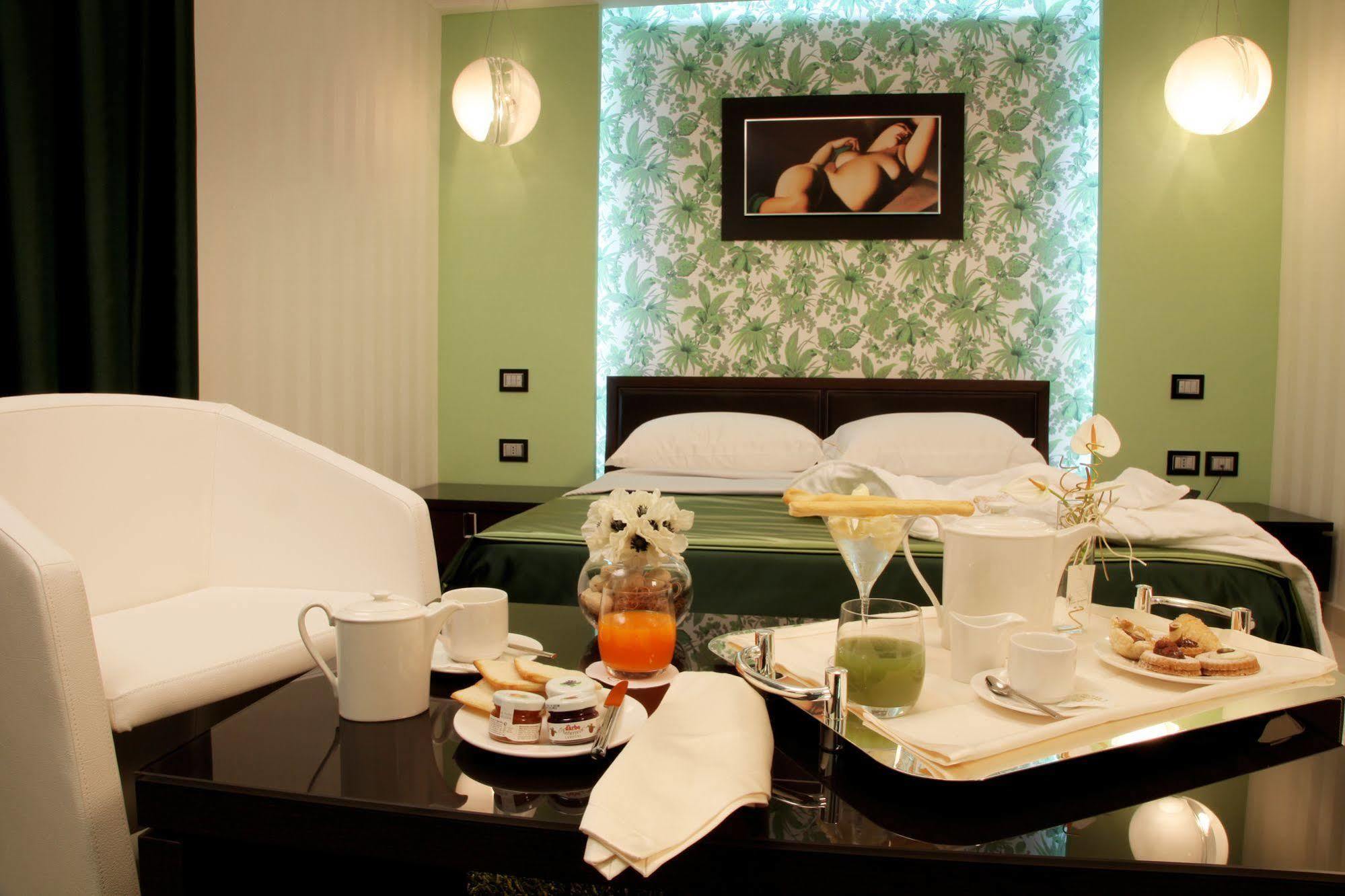 Hotel Cenacolo Somma Vesuviana Buitenkant foto